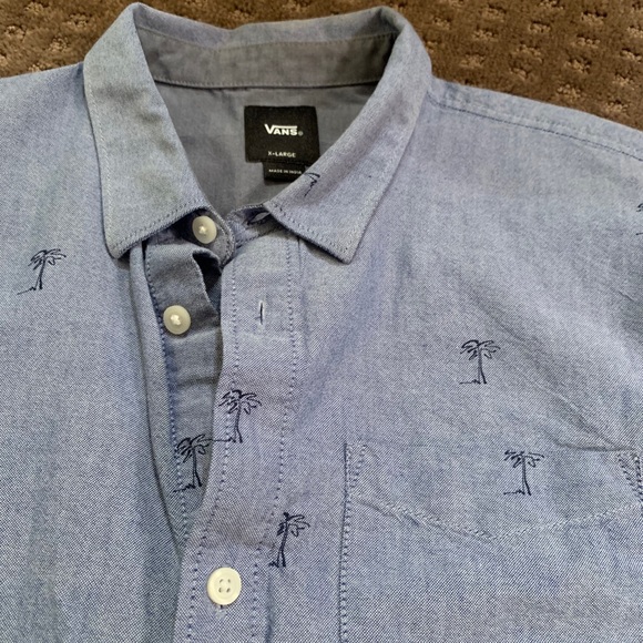 Collared blue button down shirt with palm tress by Vans XL - Picture 2 of 3